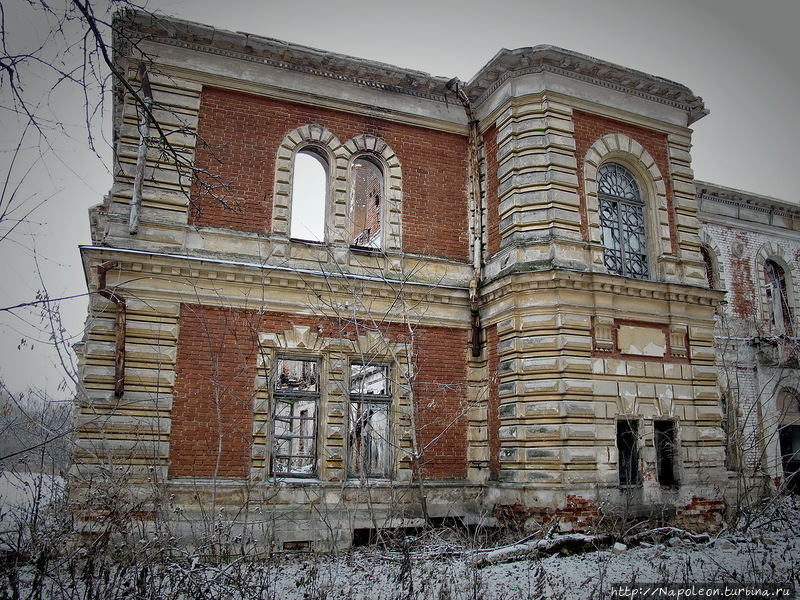 Церковь Троицы Живоначальной Ухолово, Россия