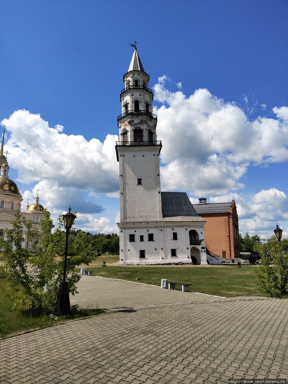 Невьянская (падающая) башня Невьянск, Россия