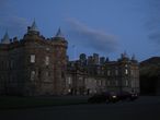 Королевский дворец Холирудхаус в Эдинбурге