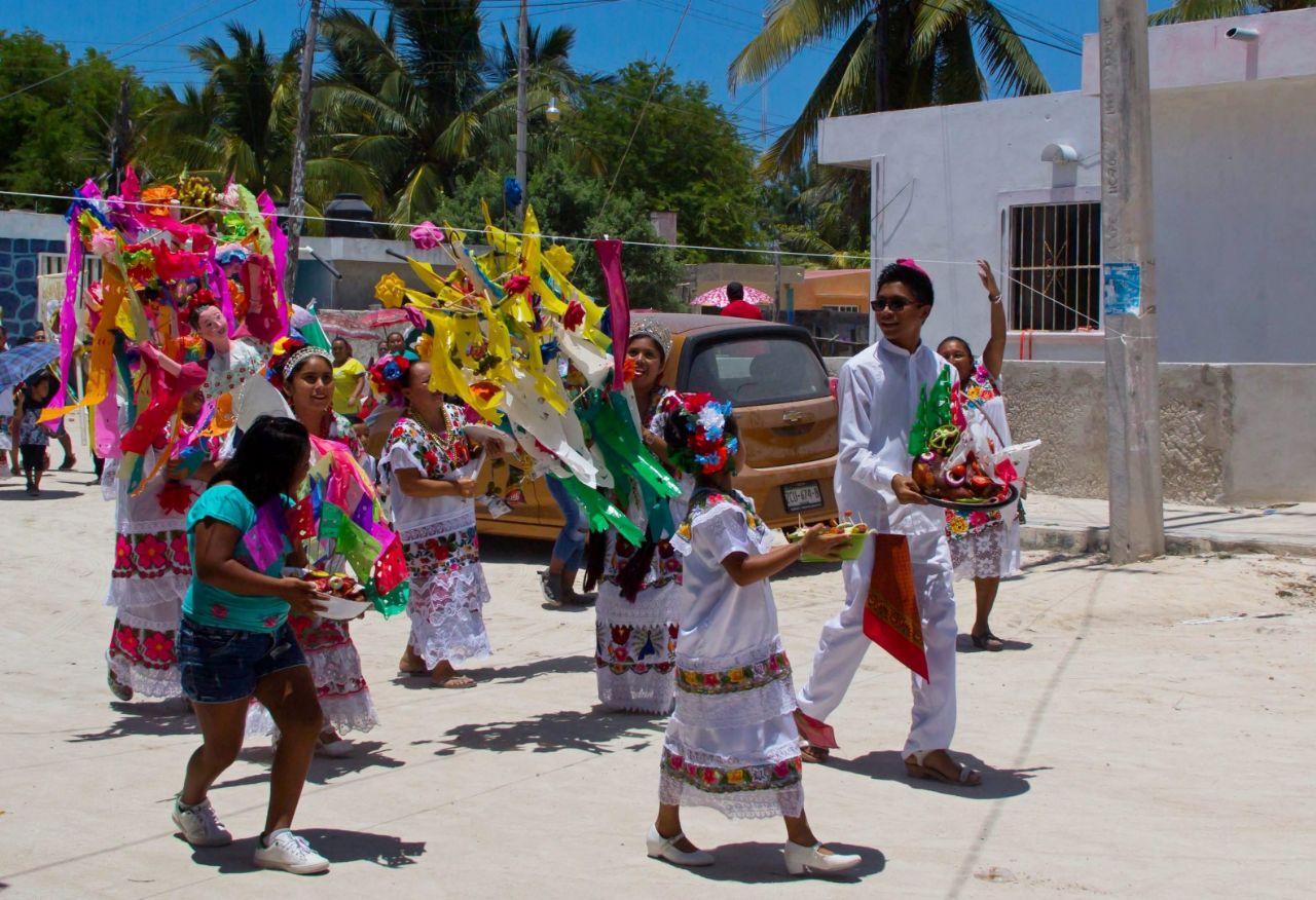 праздник танца в Лас Колорадас Лас-Колорадас, Мексика