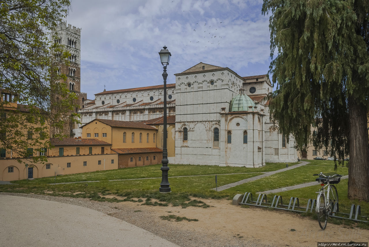 Лукка. Италия. Лукка (Lucca) — город в регионе Тоскана