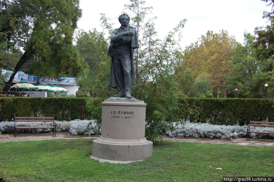 Памятник А.С.Пушкину Бургас, Болгария