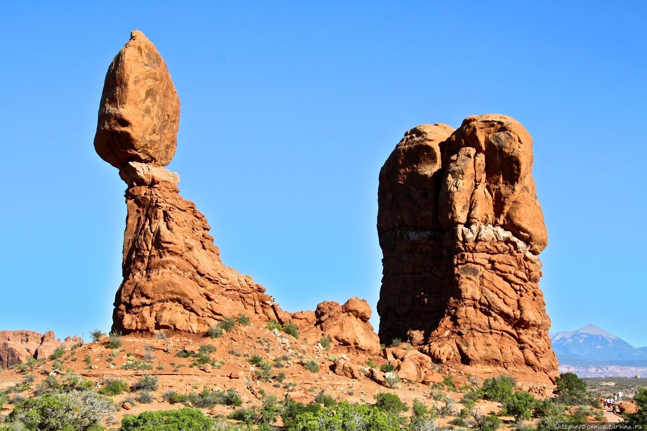 Балансирующая скала (камень) / Balanced rock