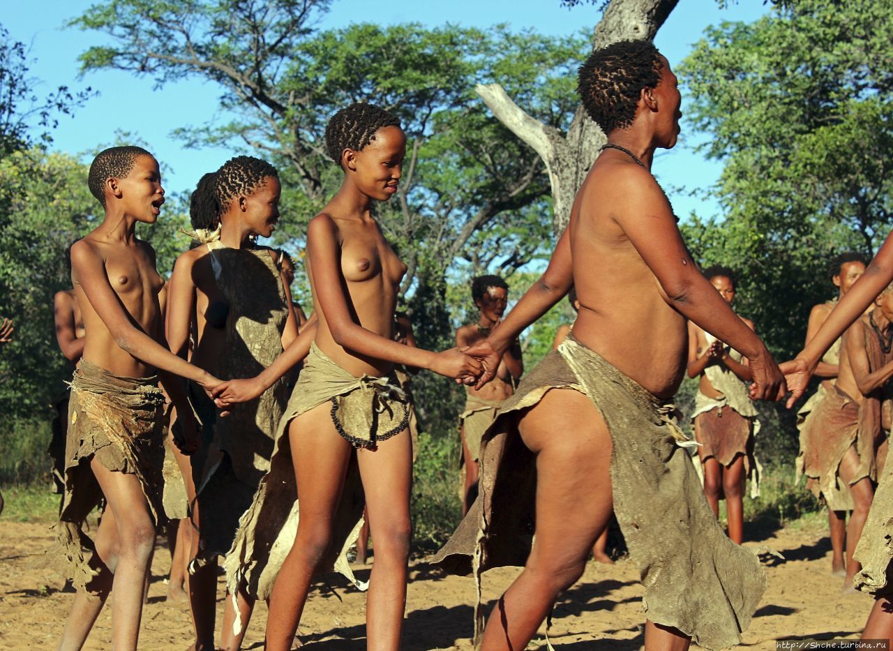 Живой музей Ю/'Хоанси-Сан Грашоек, Намибия