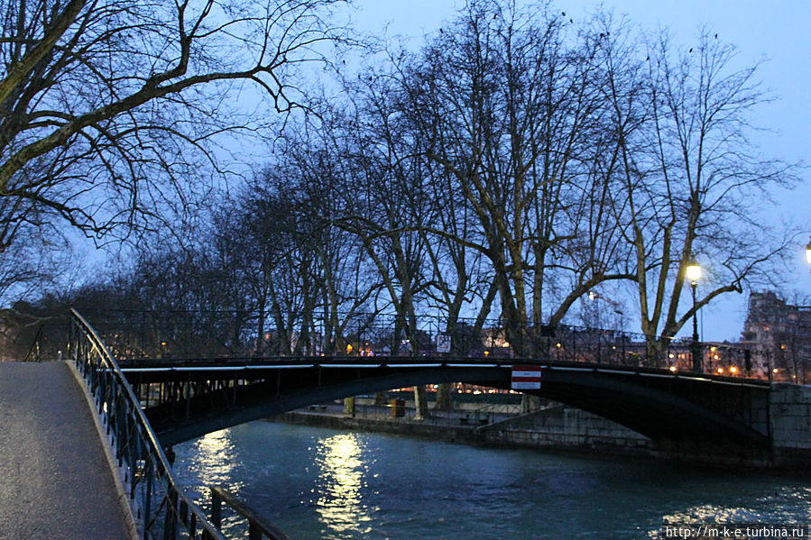 Мост влюбленных Анси, Франция