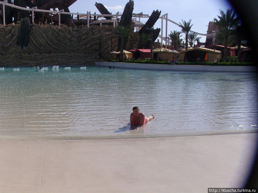 Yas Water World — радость взрослым и детям на острове Яс Абу-Даби, ОАЭ