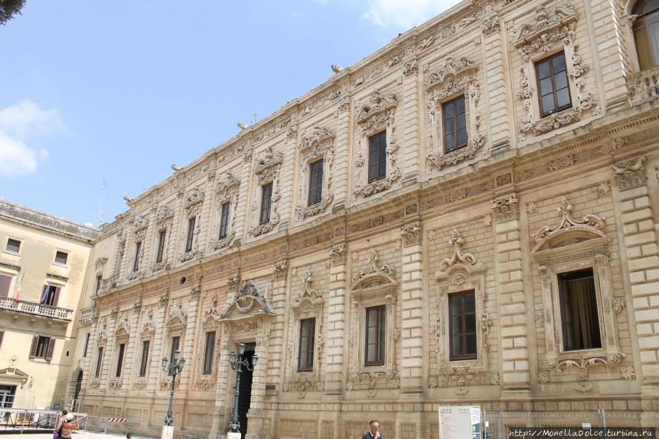 Палаццо дэи Челестини (палаццо дэл Говерно) / Palazzo dei Celestini (palazzo del Governo)