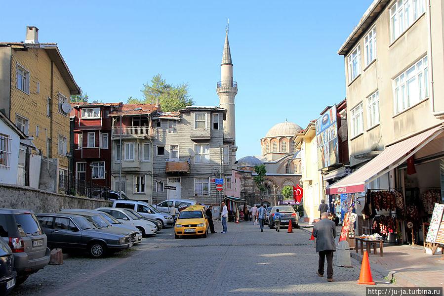Музей Карие находится в одном из беднейших районов Стамбула, у подножия крепостной стены Феодосия Стамбул, Турция