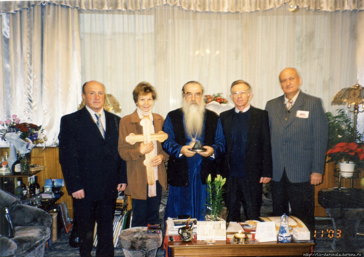 Наша группа на встрече с Митрополитом Минским и Слуцким Патриаршим Экзархом всея Беларуси Филаретом, 2002 год. Гора Арарат (5137м), Турция