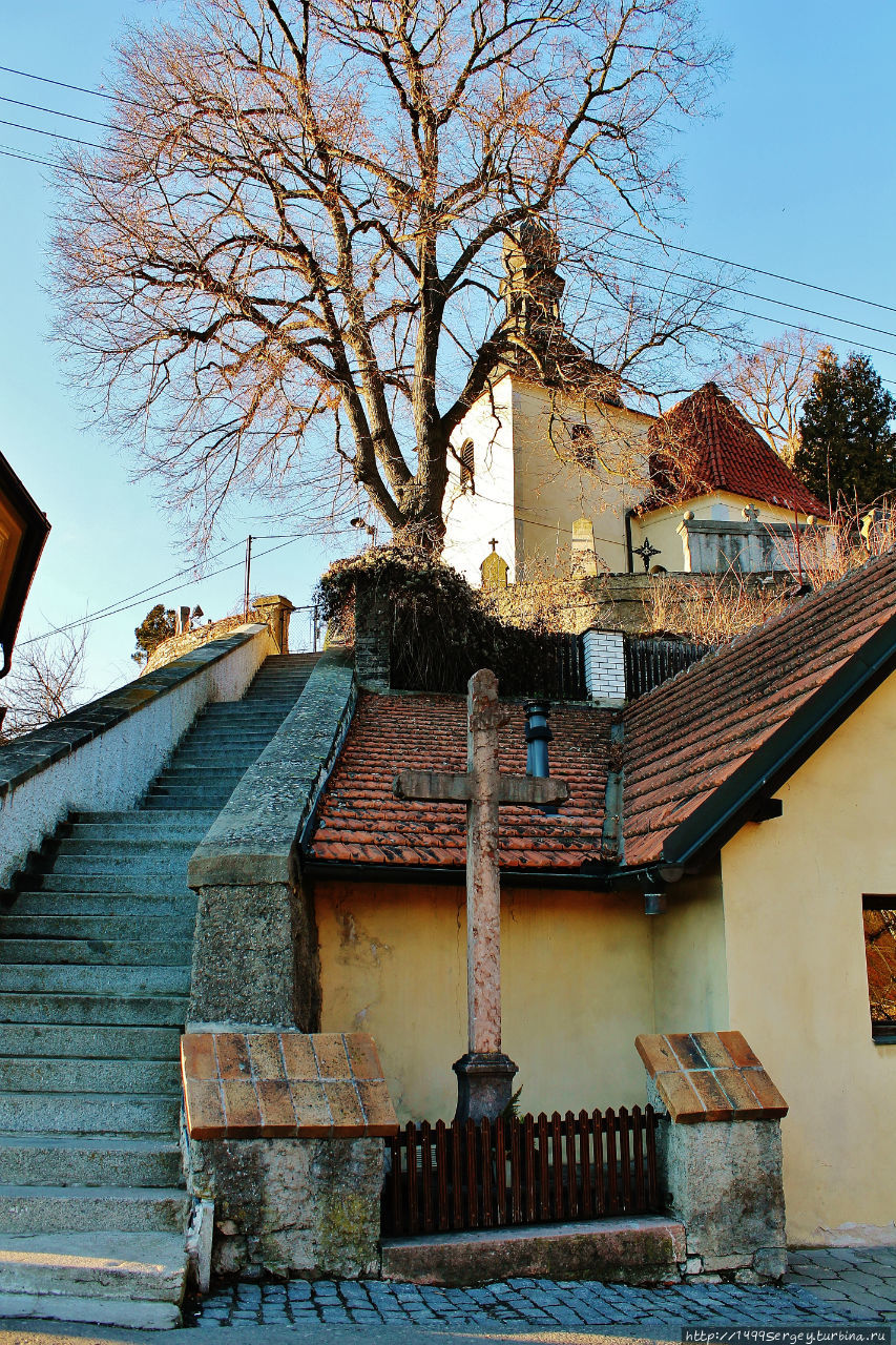 Некоторые достопримечательности на пути к замку Карлштейн Карлштейн, Чехия