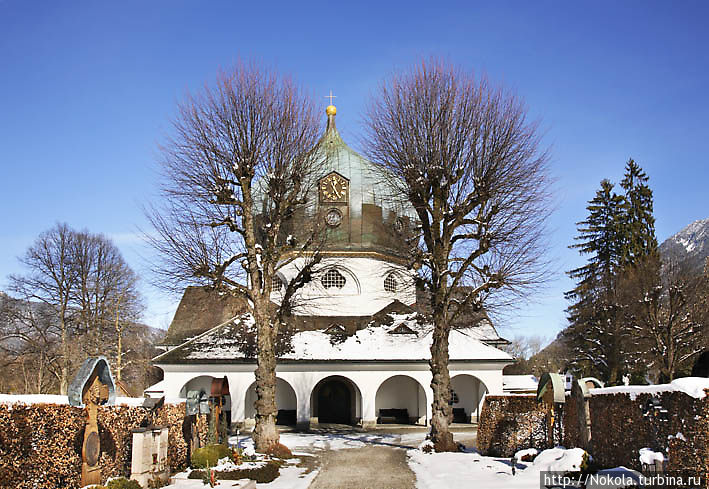 Церковь на кладбище Партенкирхен