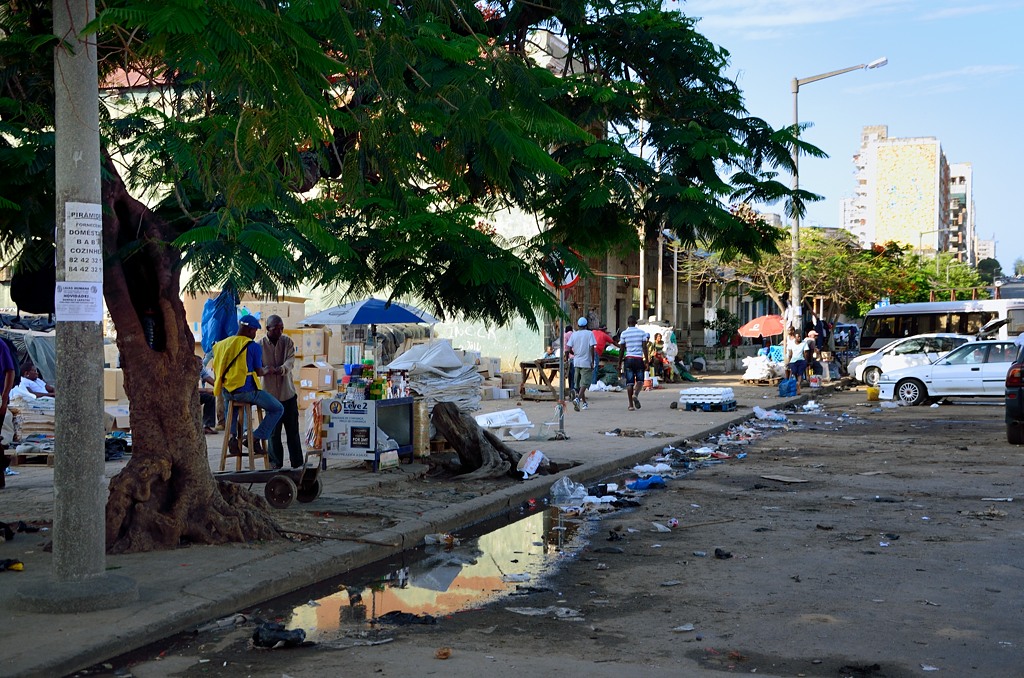 Ж Мапуту, Мозамбик