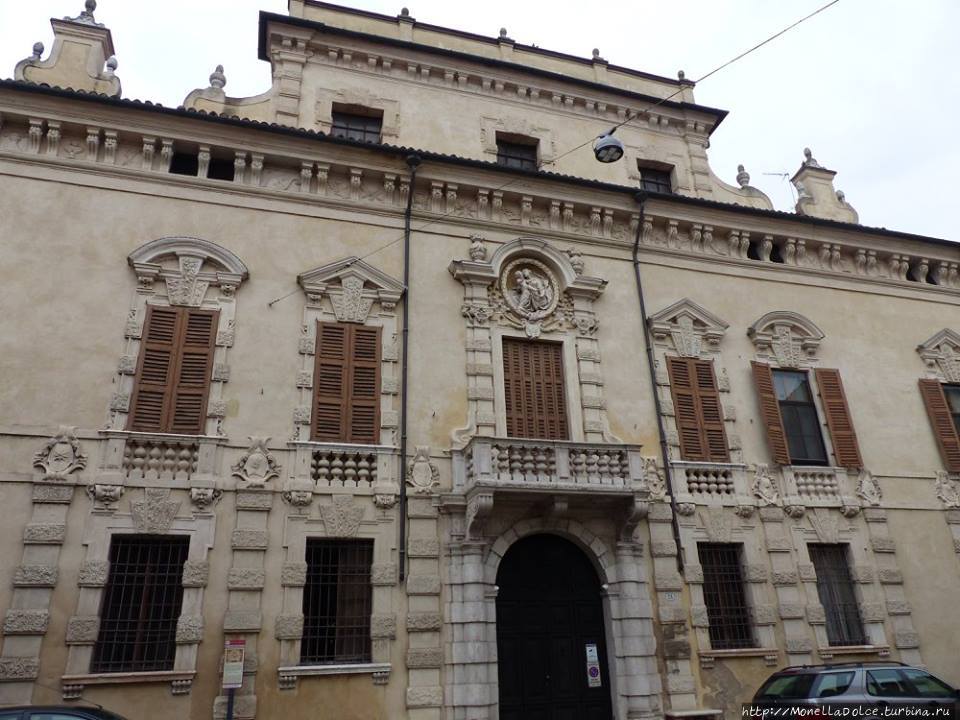 Средневековый центр города Mantova (UNESCO) Мантуя, Италия