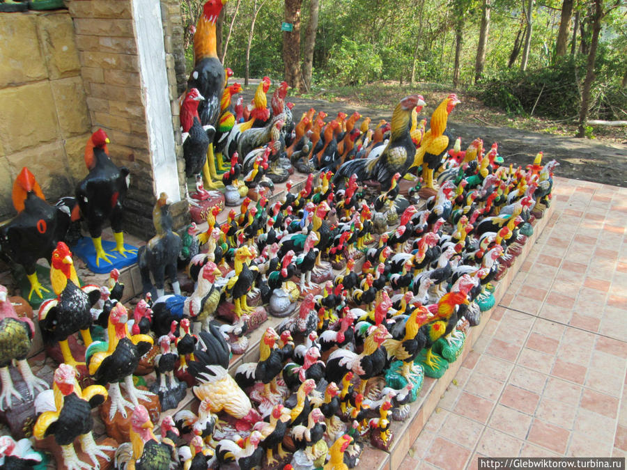 Shrine Нонг-Буа-Лам-Пху, Таиланд