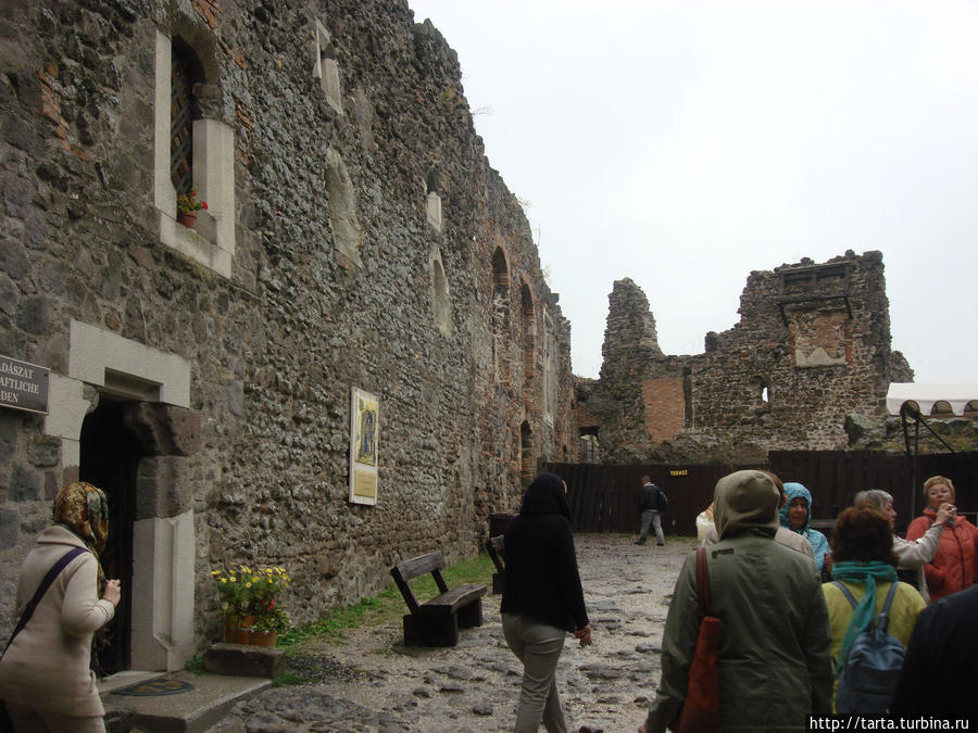 Остатки крепостных построек XIII века