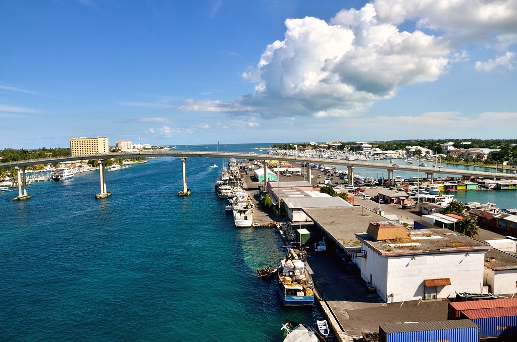 Мост Атлантис Нассау, Багамские острова