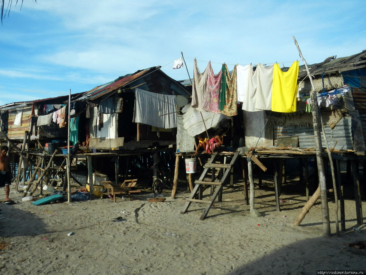 Режим апартеида на малазийском острове Мабул, Сабах, Борнео Остров Мабул, Малайзия