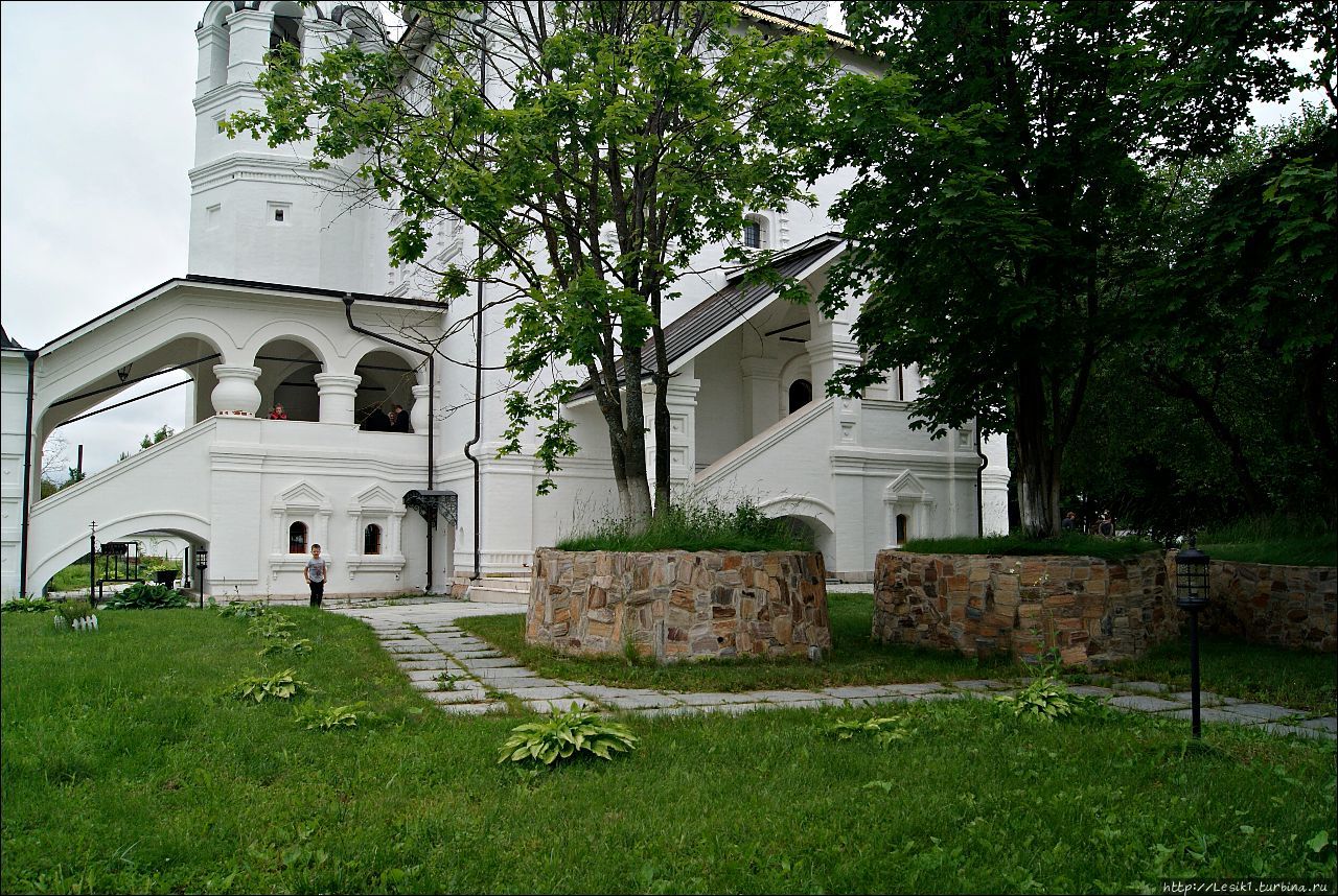 Церковь Входа Господня В Иерусалим Верея, Россия