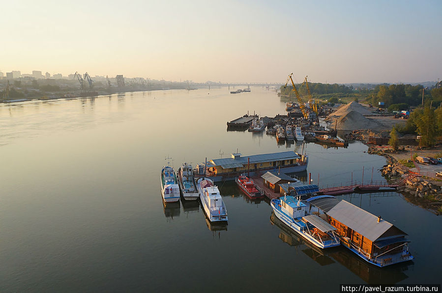 Река Обь в Новосибирске Новосибирск, Россия