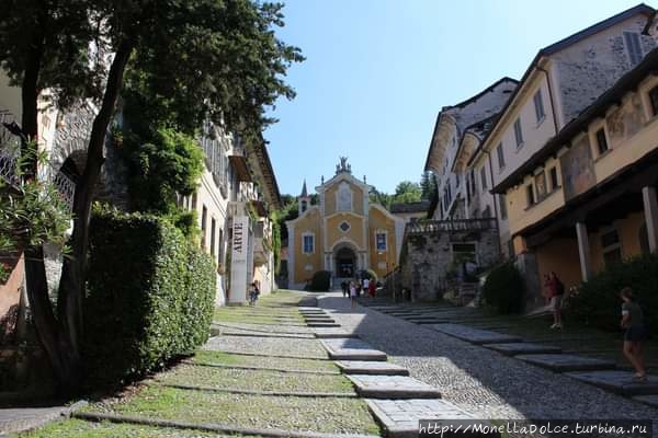 Пешеходный маршрут в Orta San Giulio Орта-Сан-Джулио, Италия