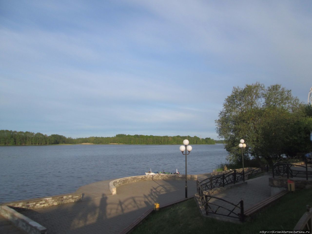 Прогулка по городу в 7 утра Миоры, Беларусь