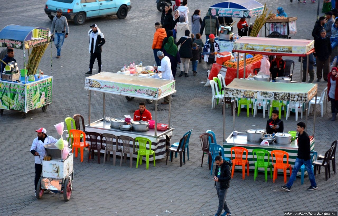 Площадь Аль Хадим Мекнес, Марокко