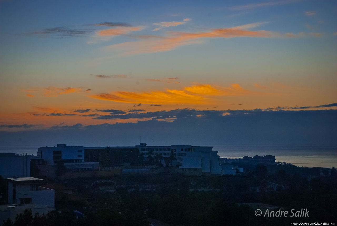 Февральское утро на Средиземном Ситжес, Испания