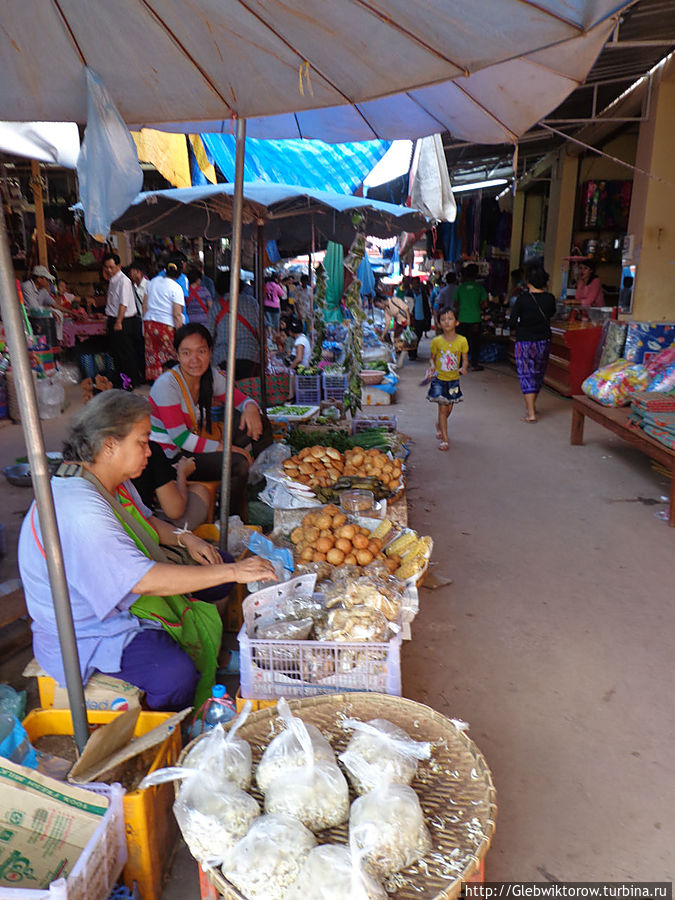 Город Салаван Салаван, Лаос