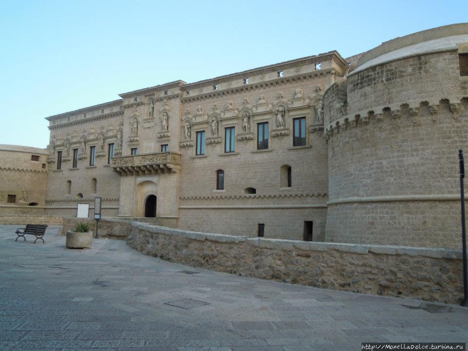 Кастэлло дэ Монти ди Корильано д'Отранто / il Castello de Monti di Corigliano d'Otranto