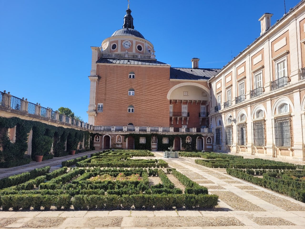 Сады королевского дворца Аранхуэса Аранхуэс, Испания
