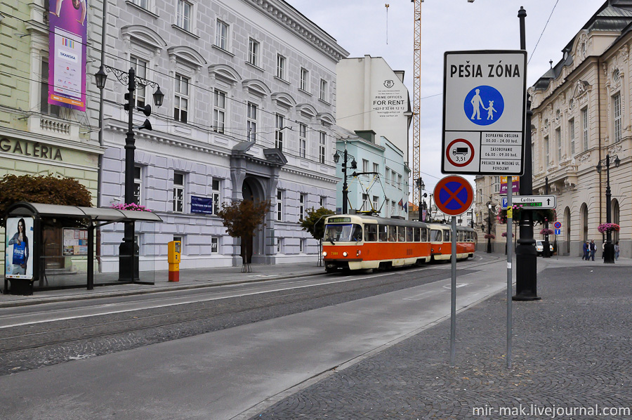 Знакомые очертания трамвая. Братислава, Словакия