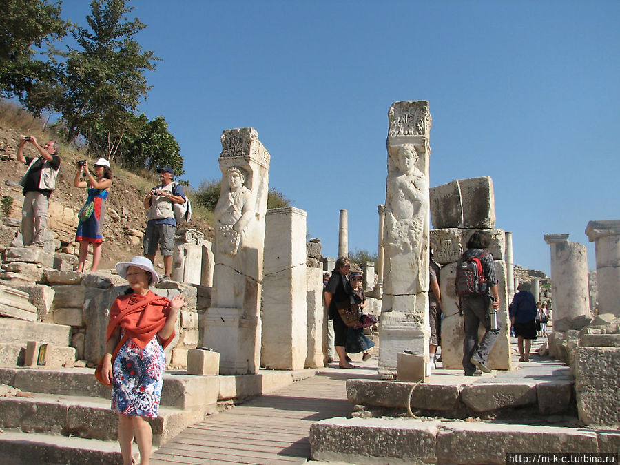 Ворота Геракла Эфес античный город, Турция