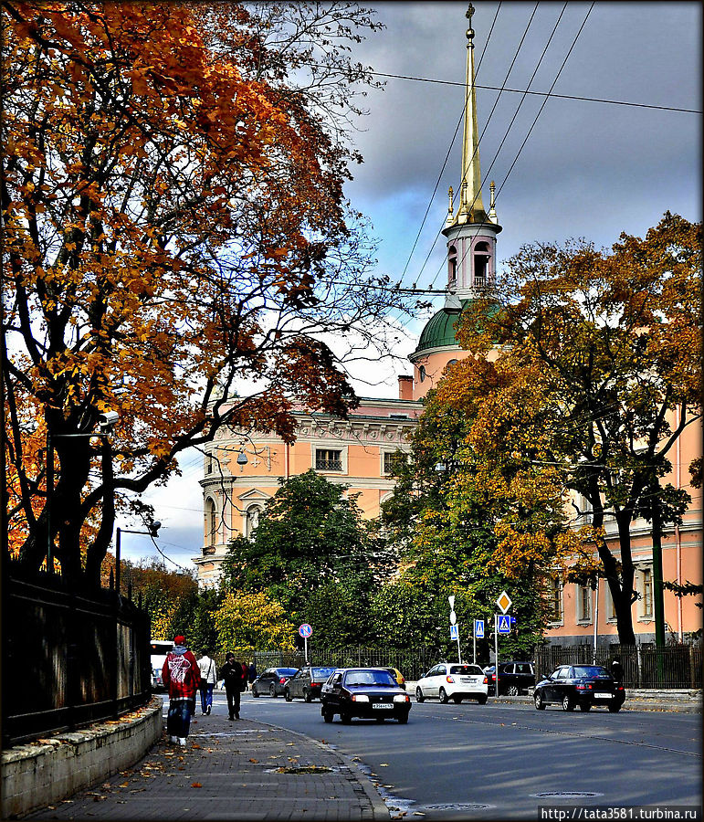 Буйство красок осени Санкт-Петербург, Россия