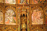 В середине главного алтаря — скульптура Девы Марии — покровительницы Саламанки. Статуя деревянная, покрыта позолотой с инкрустацией, выполнена в романском стиле в 12в.