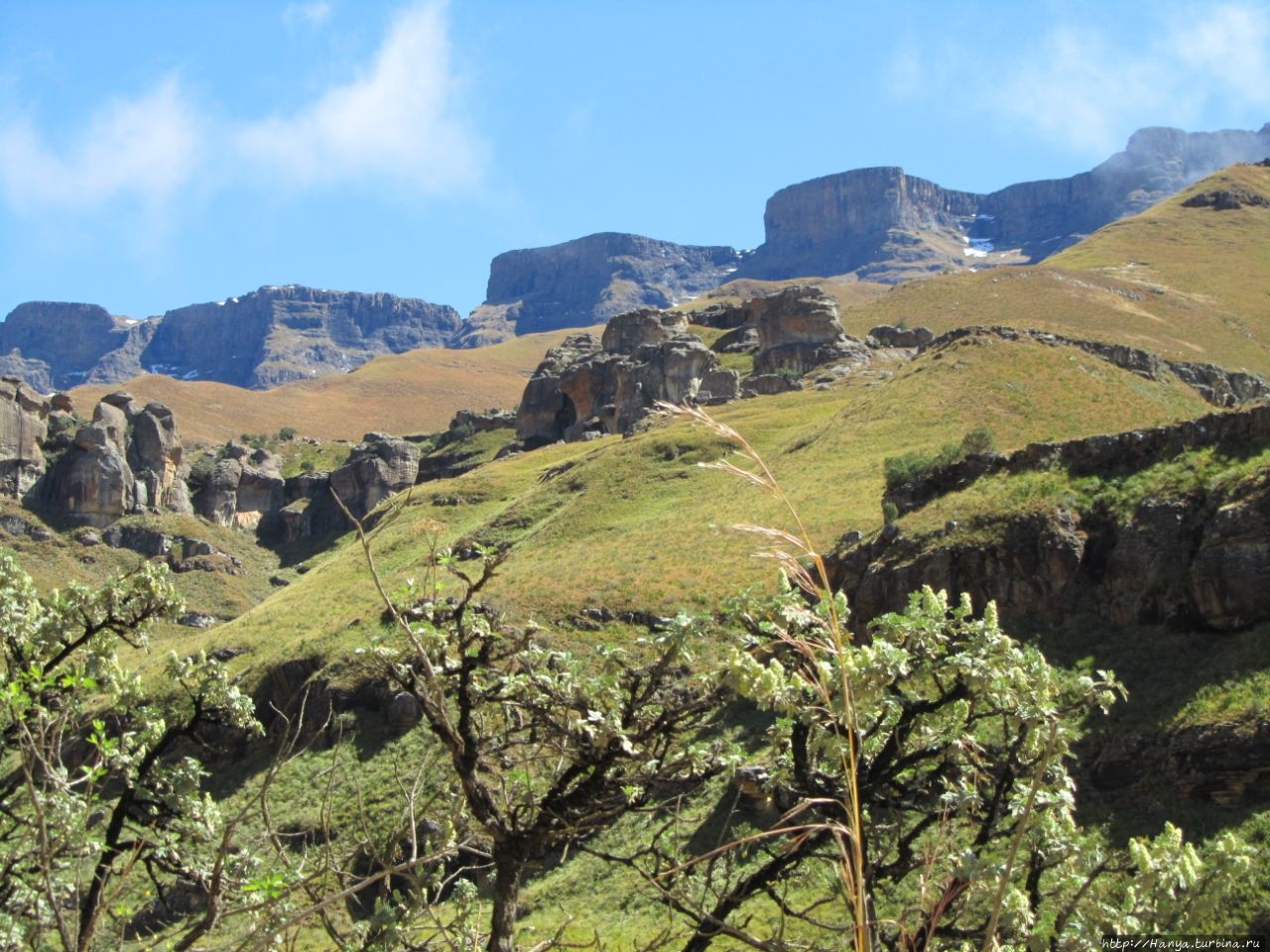 Парк uKhahlamba Drakensberg Park Малоти-Дракенсберг Национальный Парк, ЮАР