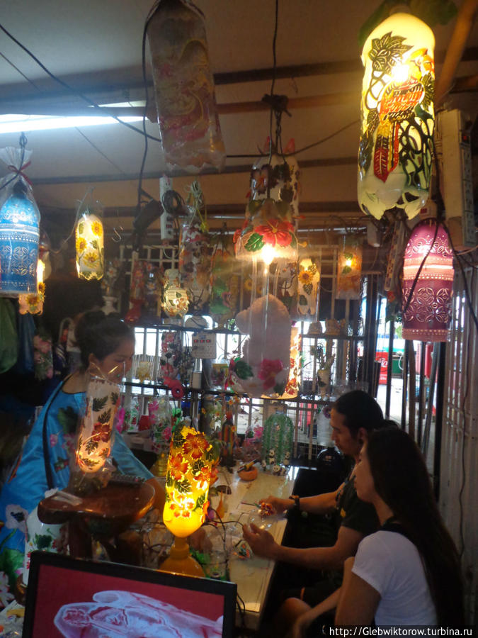 Сувенирная мастерская о.Крет Пак-Крет, Таиланд