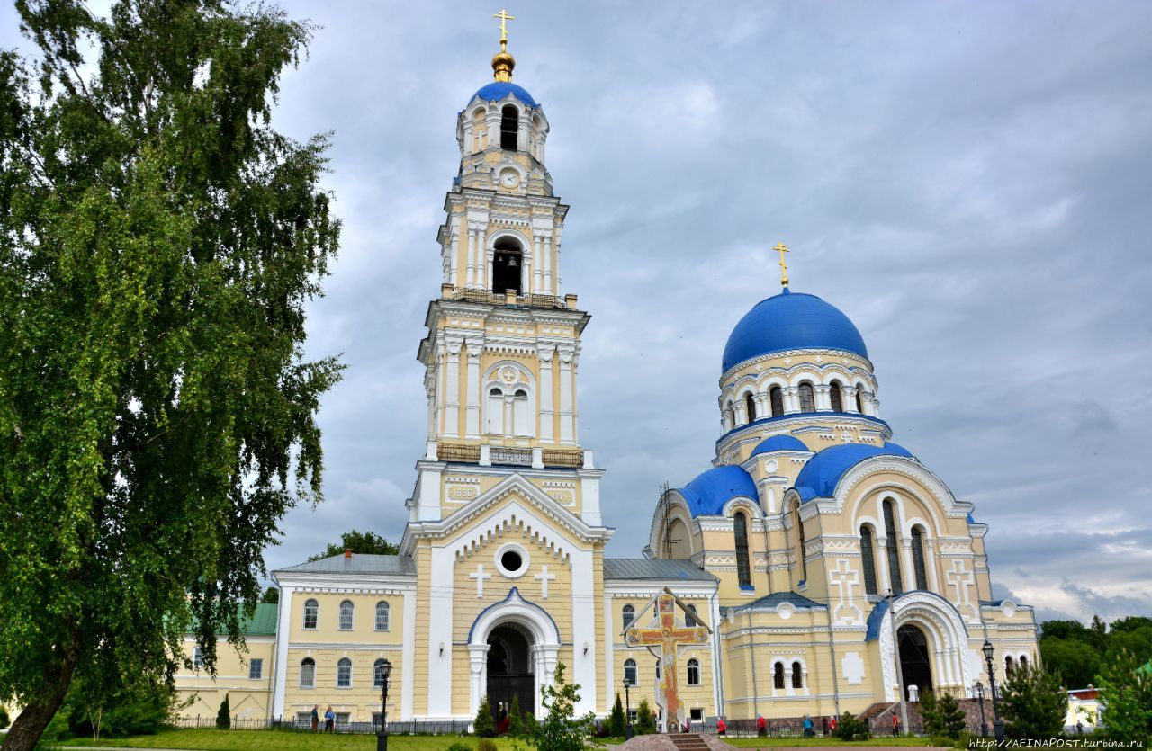 Свято-Успенская Тихонова Пустынь Льва Толстого (село), Россия