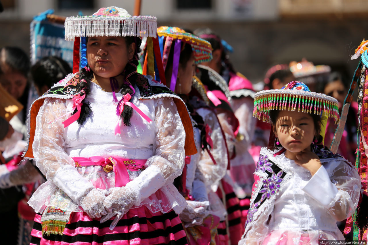 Карнавал на центральной площади Куско Куско, Перу