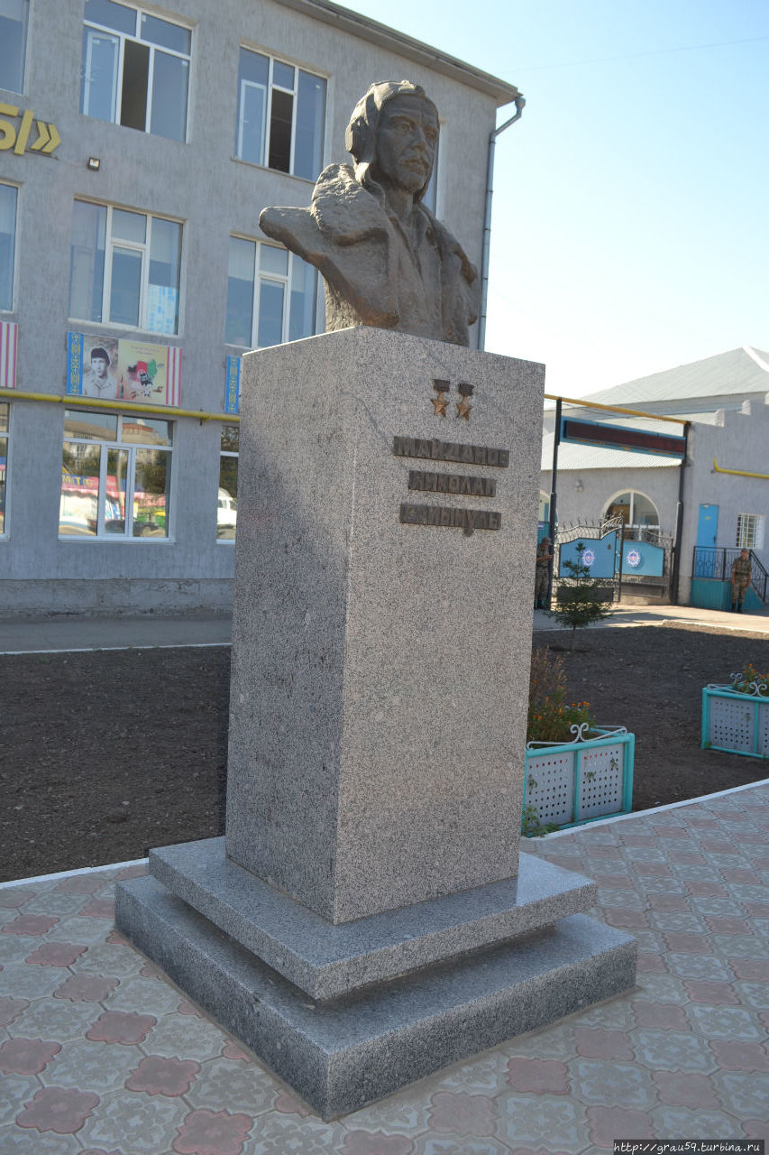 Памятник Николаю Майданову Уральск, Казахстан
