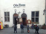 Средневековый ресторан Olde Hansa, в котором можно съесть медведя, зайца, быка.