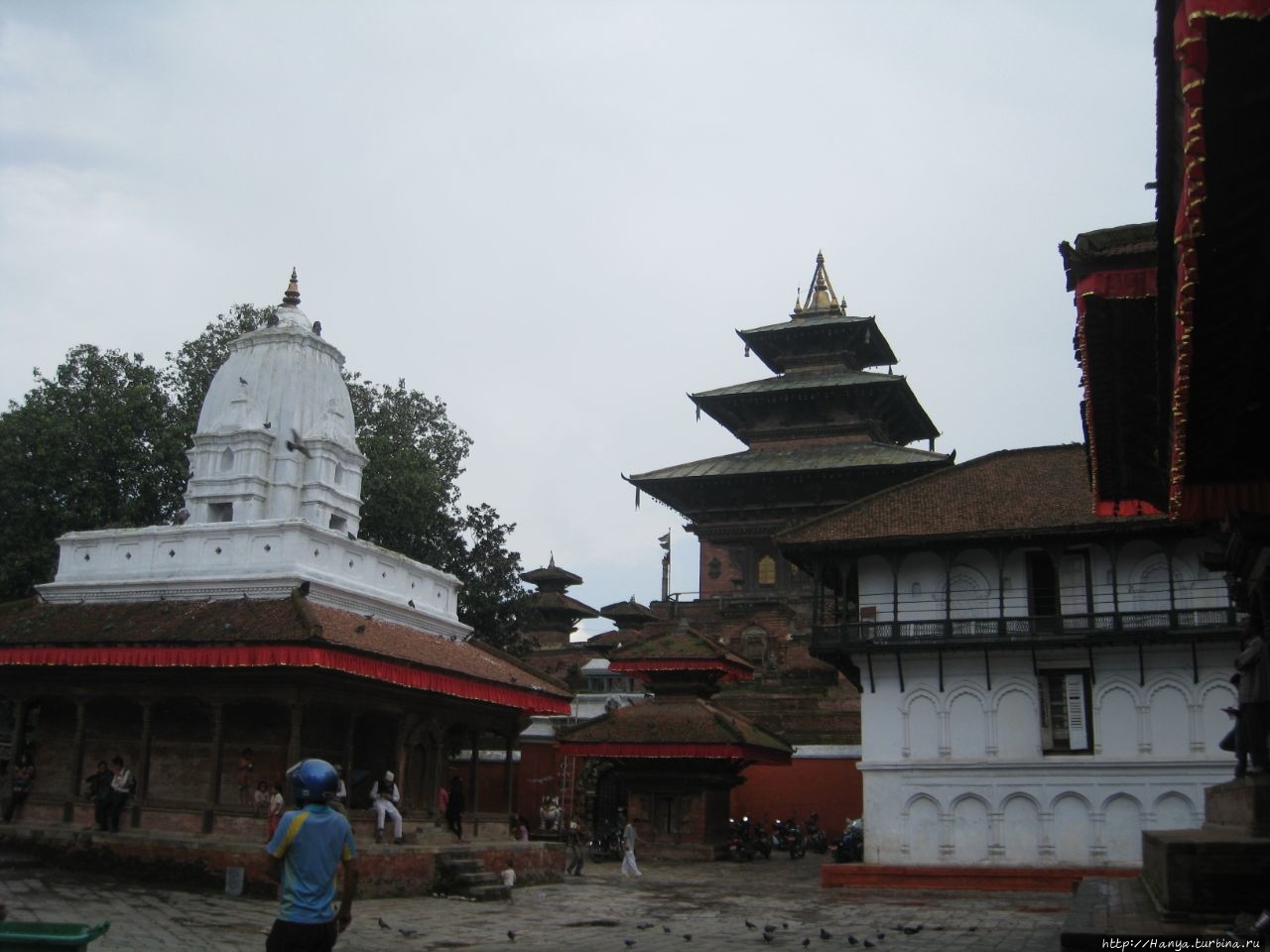 Храм Какешвар (Kakeshwar Temple, или Kageshwor). Из интернета
