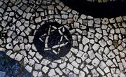 Узор мостовой в Лиссабоне (звезда Давида). Из интернета