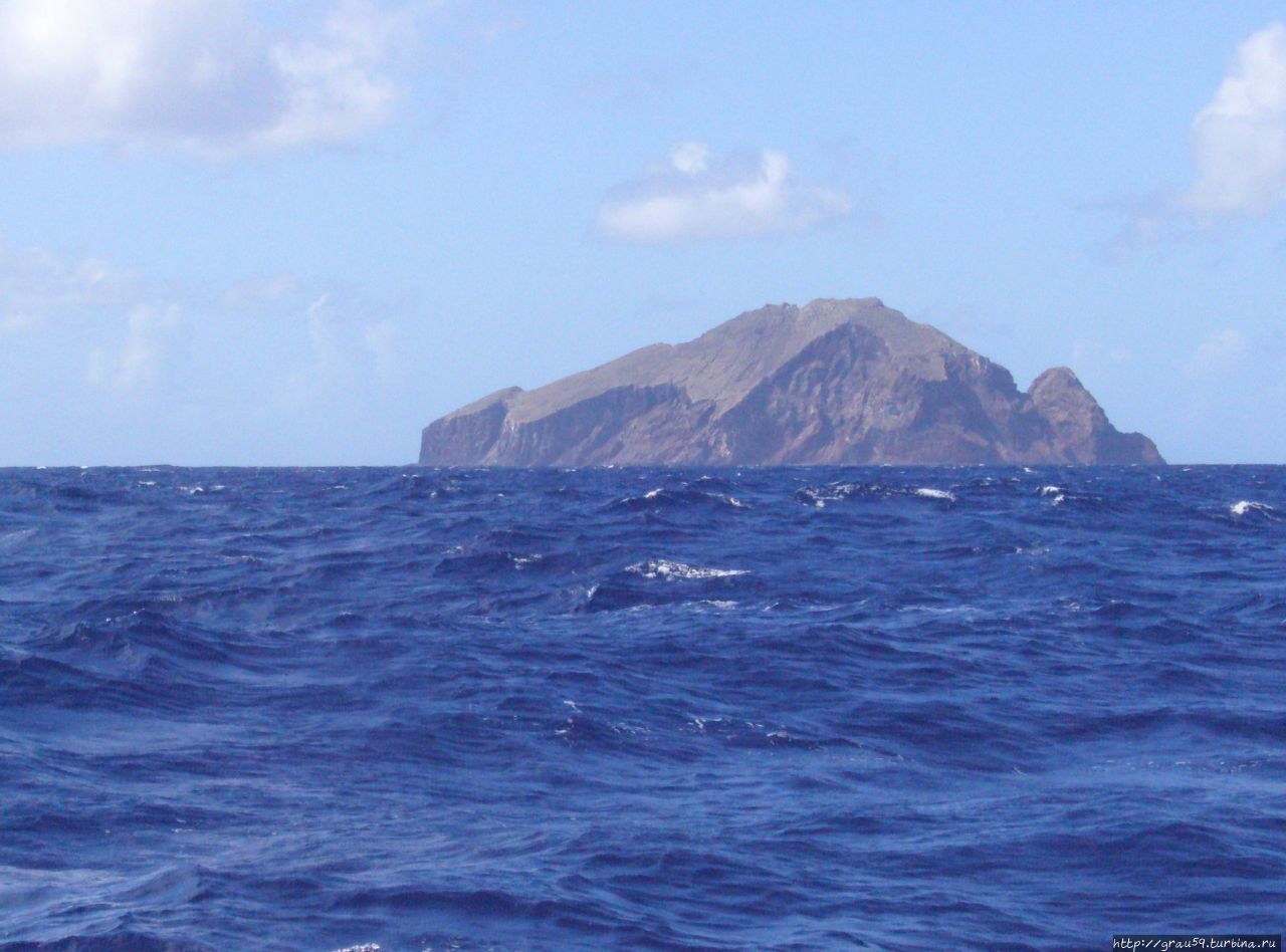 Виртуальное королевство на реальном карибском острове Остров Редонда, Антигуа и Барбуда