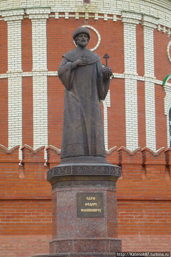 Памятник царю Фёдору Иоанновичу Йошкар-Ола, Россия