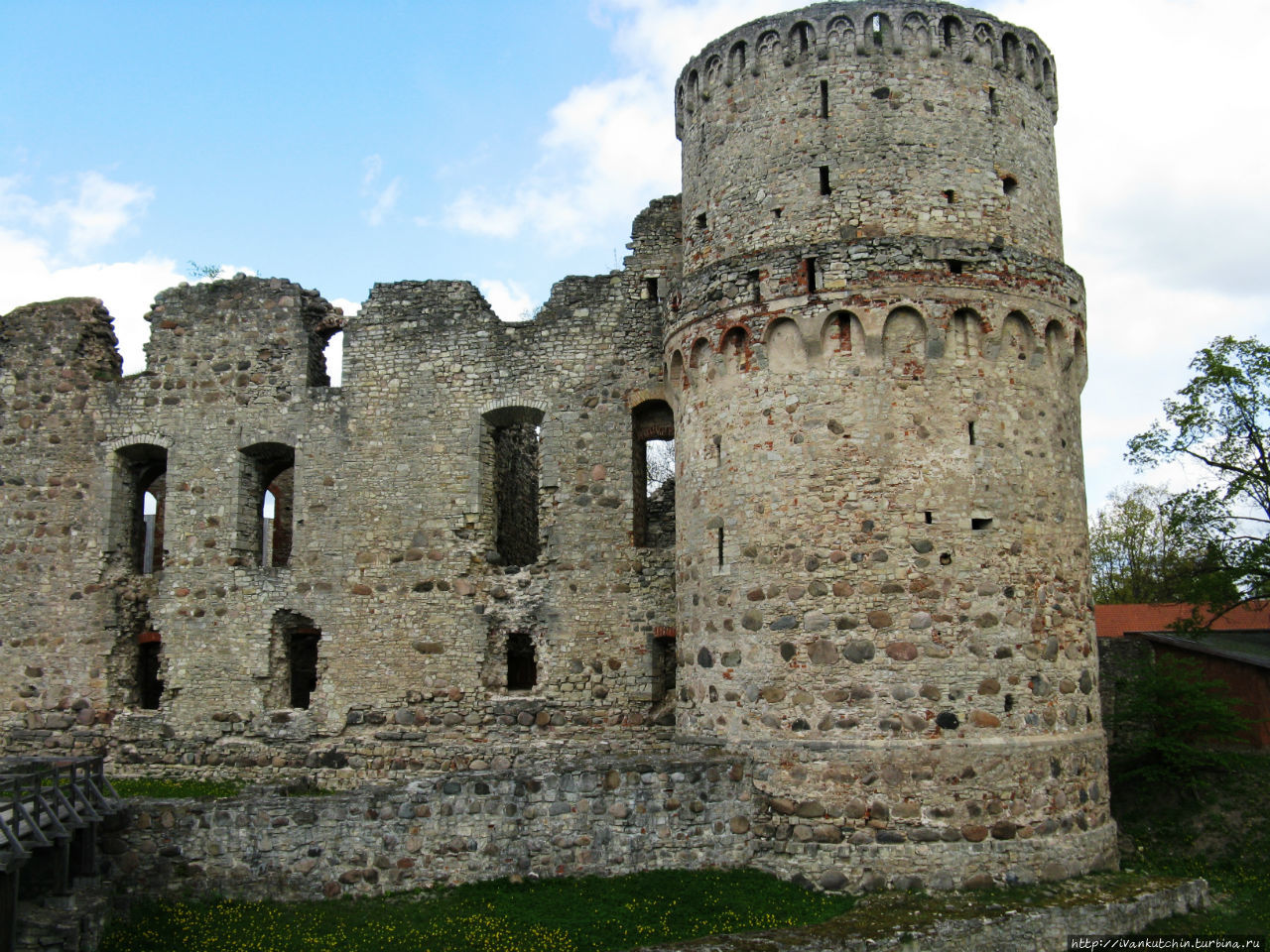 Старый замок, новый замок Цесис, Латвия