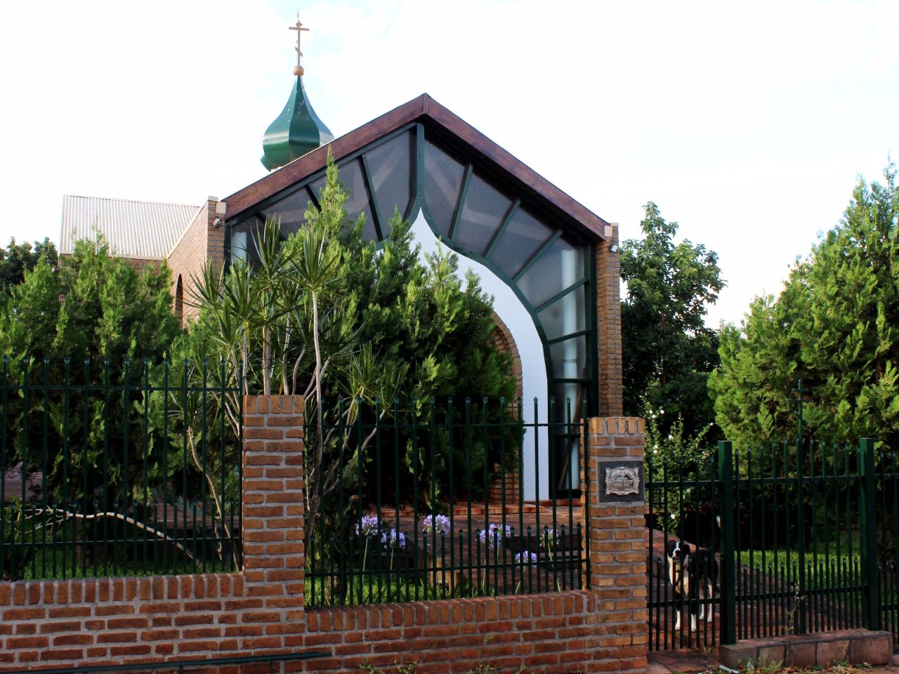 Троицкая православная церковь в г. Обера Обера, Аргентина