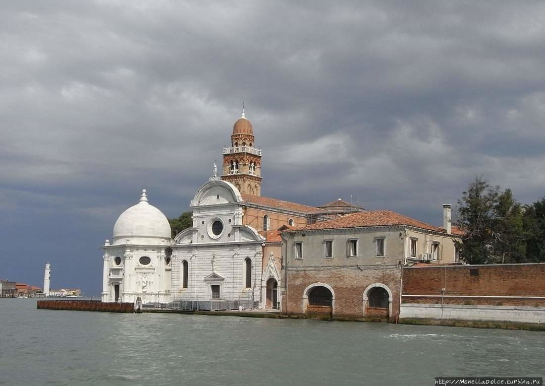 Венеция-от Campo San Geremia до Giudecca- июнь 2020 Венеция, Италия