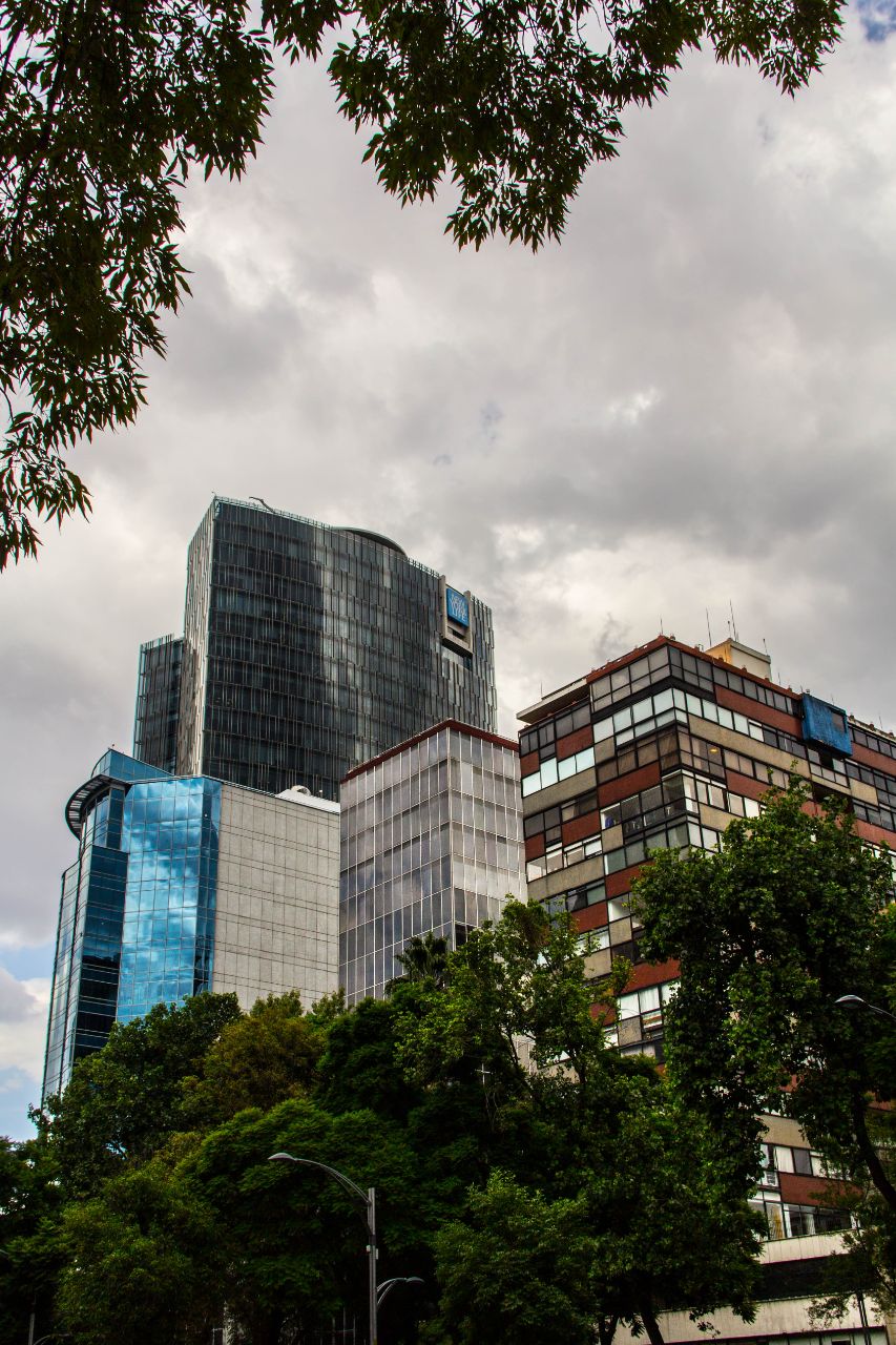 Мехико — город контрастов Мехико, Мексика