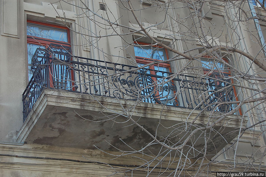 Доходный дом Ананьева ( Вольская, 97). Балкон Саратов, Россия