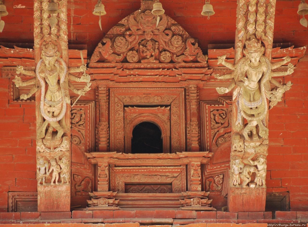 Распорки храма Hari Shank